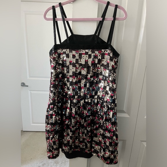 FRENCH CONNECTION | Sequin Mini Dress | Size Medium - Picture 5 of 9